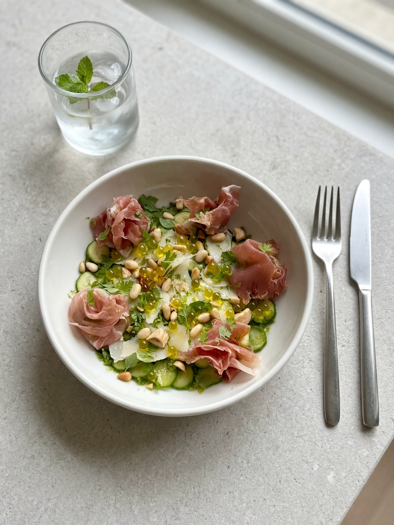 Carpaccio de courgettes, parmesan et jambon de Parme